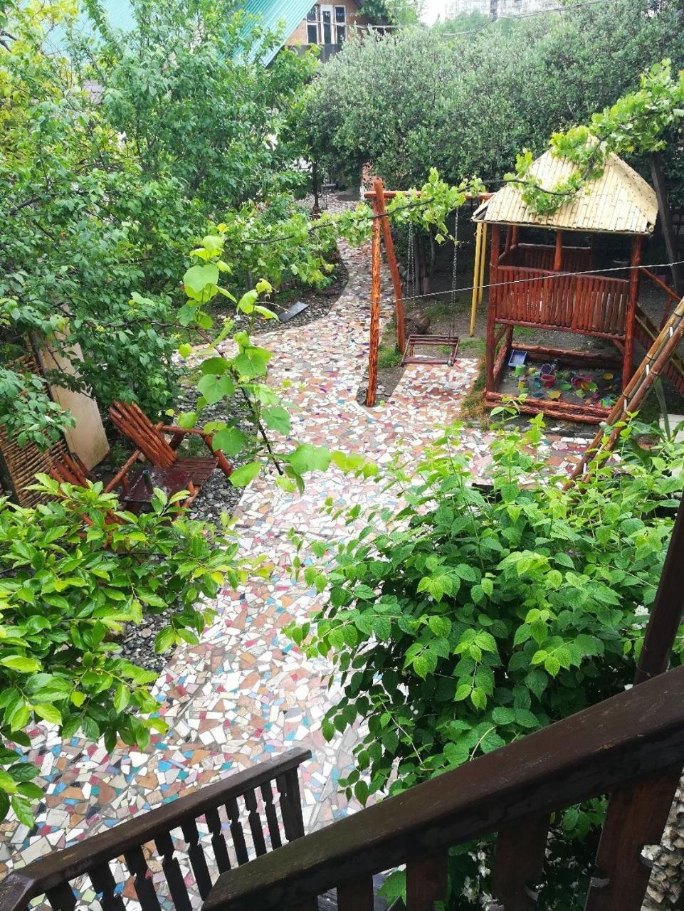 Guest House Lev Піцунда Екстер'єр фото